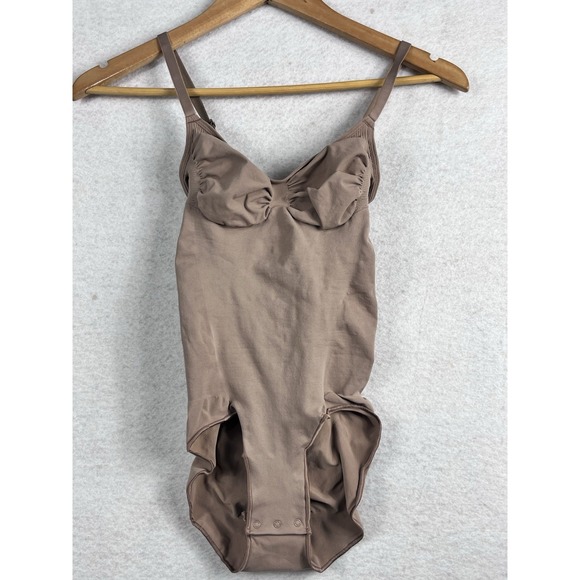 Skims Seamless Sculpt BRIEF BODYSUIT Size Large Beige NWOT - Picture 1 of 3